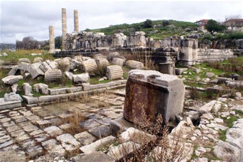  Die Ruinen von Xanthos: Eine Reise durch die Zeit im Herzen Lykiens!