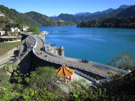  Das Shimen-Reservoir: Ein Paradies für Vogelbeobachter und Wassersportler!