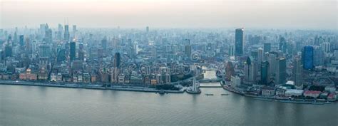  Der Bund-Blick: Ein spektakuläres Panorama auf die pulsierende Metropole Shanghai!