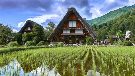 Der Shirakawa-go Gassho-Stil Dorfs ein magisches Fenster in die Vergangenheit Japans!