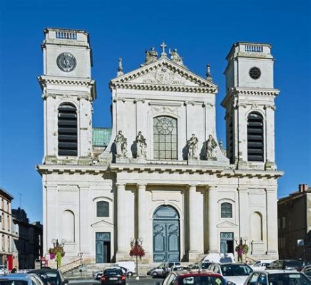  Die Basilika Notre-Dame de l'Assomption: Ein architektonisches Meisterwerk mit historischem Charme!