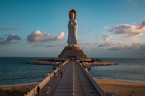  Die Nanshan Tempelanlage - Eine Oase der Ruhe und spirituelle Schönheit in Zhangzhou!