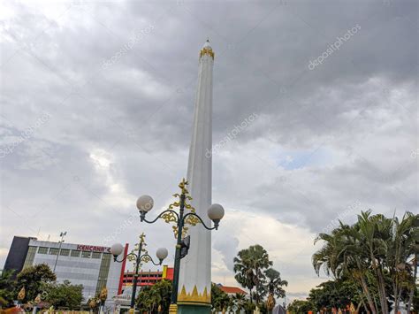  Die Tugu Pahlawan: Ein majestätisches Denkmal und ein Zeugnis indonesischer Geschichte