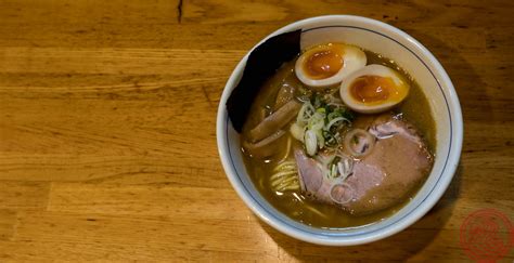 東中野 ラーメン：都市の味覚と文化の交差点