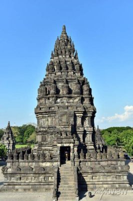  Der Tempel von Prambanan: Ein unvergessliches architektonisches Meisterwerk inmitten grüner Reisfelder!